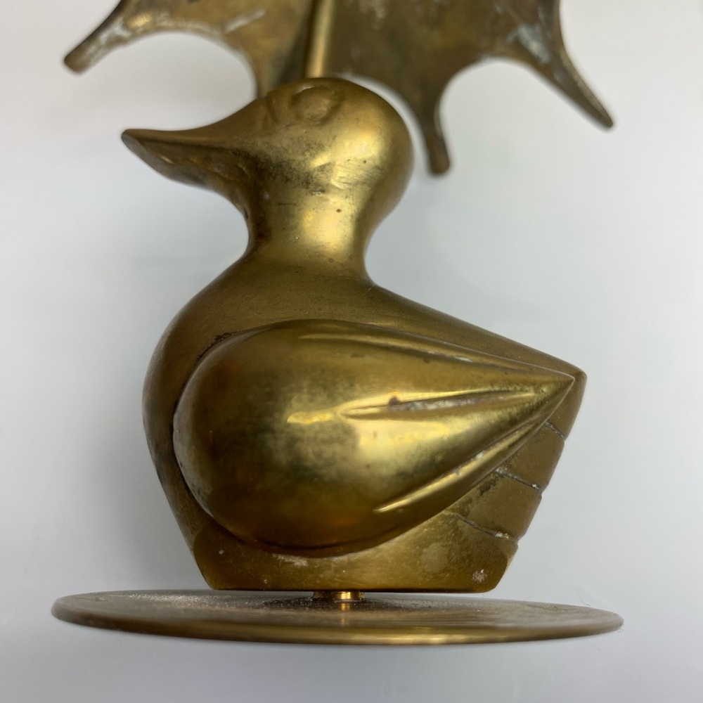 Vintage Duck with Umbrella Brass Figurine Made in India - Picture 10 of 16